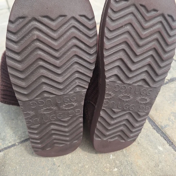 UGG Brown Knit Convertable Boots  Size 7 Good Condition!! - Picture 12 of 15